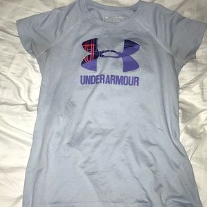 Light blue loose short sleeve tee